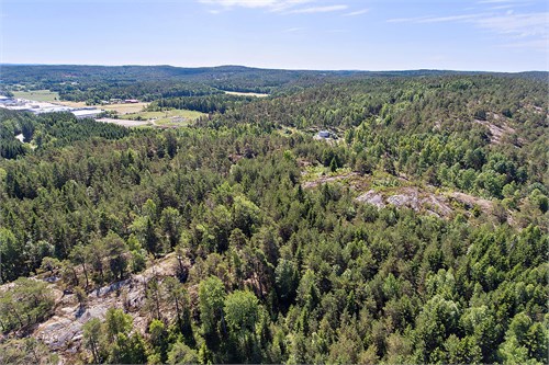 Vy över tomten mot Nordby