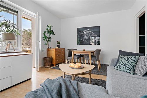 Slätbaksvägen 8, 1tr