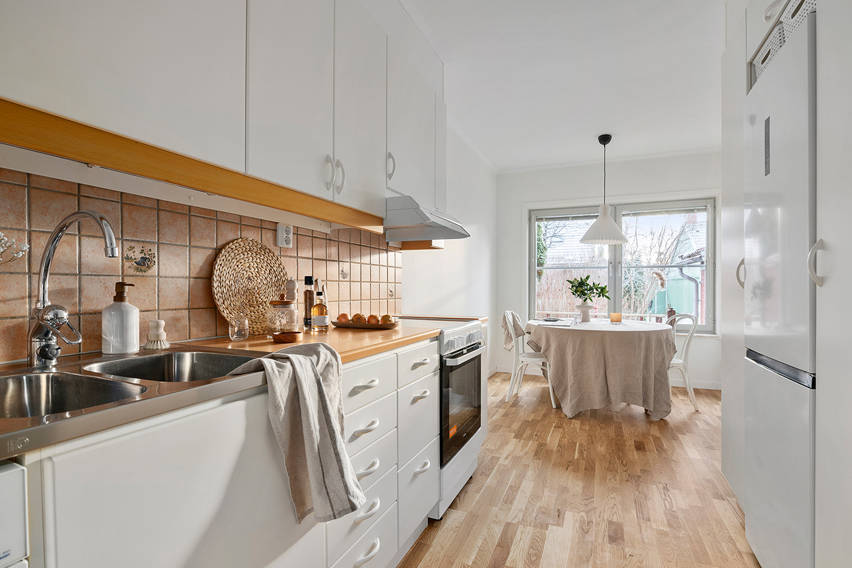 Jarlavägen 34, Södra Haga, Vallentuna - Fastighetsbyrån