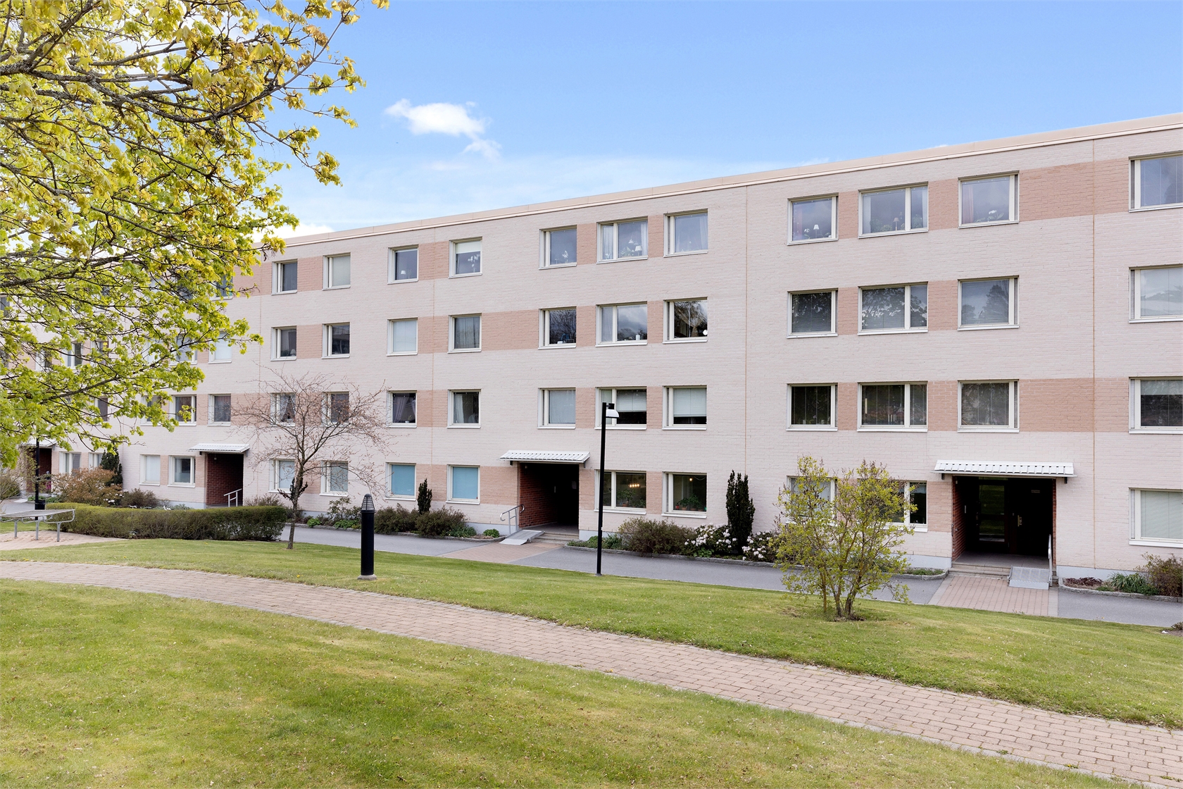 Husarvägen 17, 1tr – bild 14