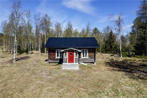 Sold - Seasonal Log Cabin For Sale on 1+- Acre in Sweden Under $49K USD ...