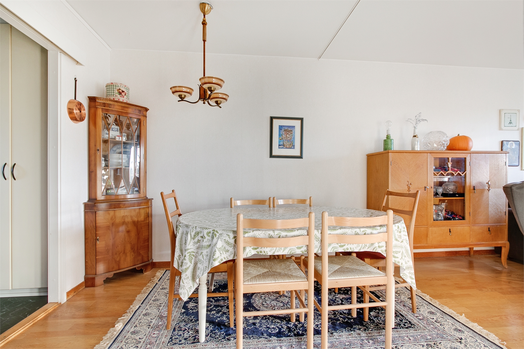 Domarebacken 10, 3 tr – bild 8