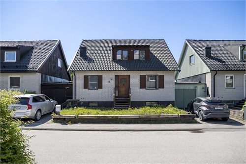 Eldstigen 17