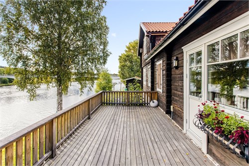 Björbovägen 23 samt 25