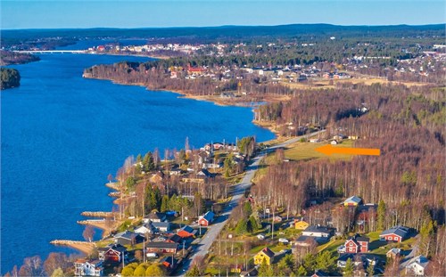 Bredviksvägen, tomtmark