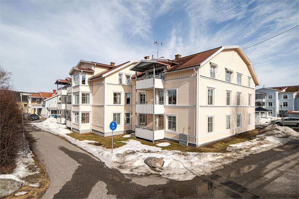 Södra Långgatan 27 och 29, Bredbyn, Örnsköldsvik - Fastighetsbyrån