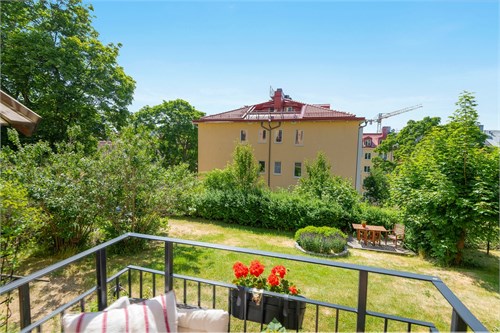 Lummig och privat innergård 