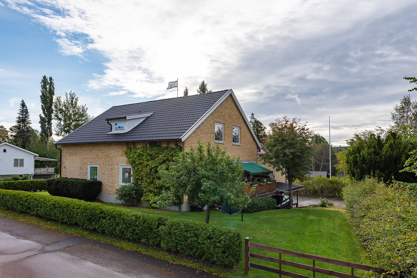 Bild 2 från Fastighetsbyrån