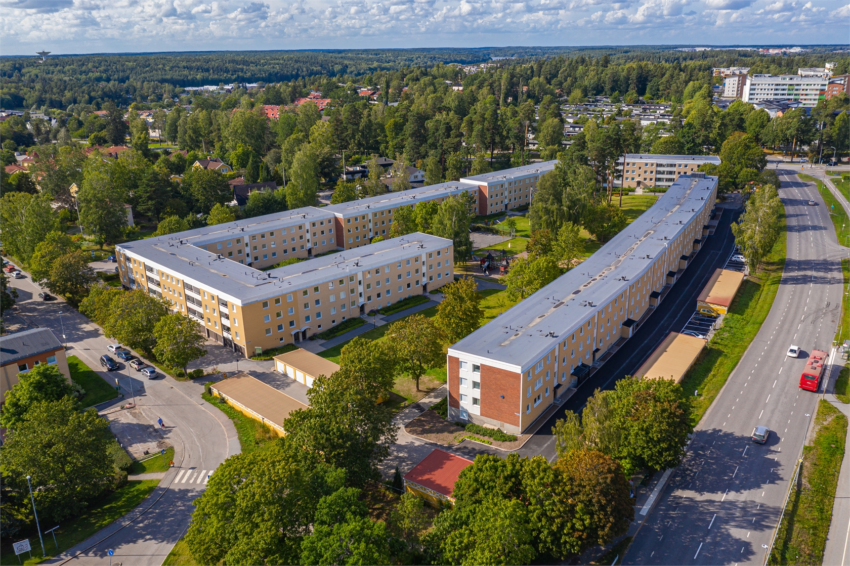 Herrgårdsvägen 33 – bild 1