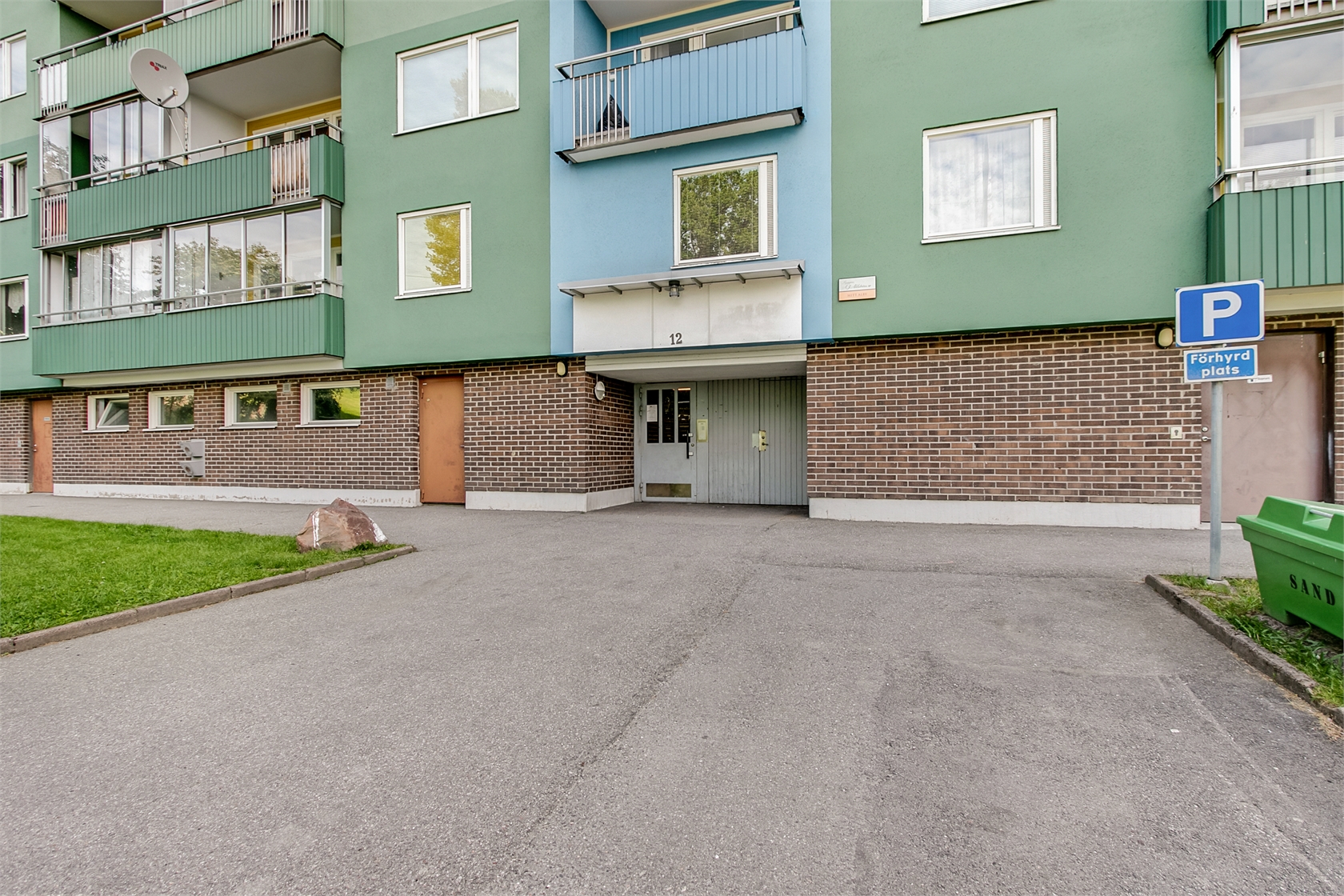 Domarebacken 12 – bild 1