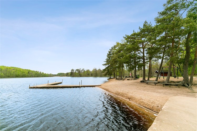 Badplats - Åsljungasjön