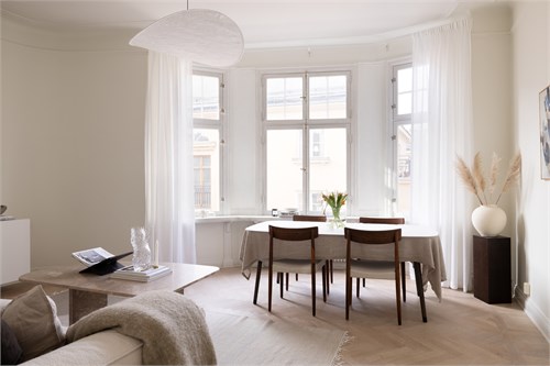 Alströmergatan 45B, 4 tr med balkong!