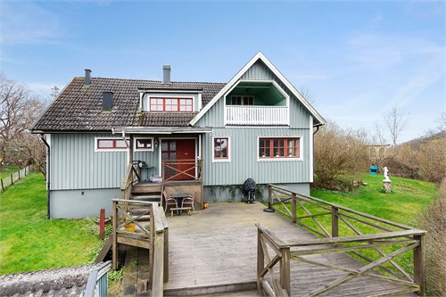 Välkommen till Herrgårdsvägen 14!