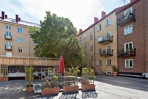 Föreningens innergård och grillplats
