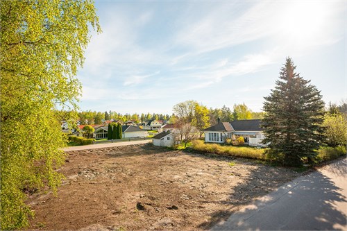 Smältostvägen 44