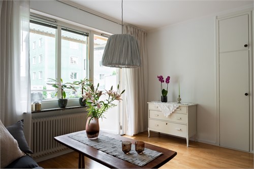DROTTNINGGATAN 32C