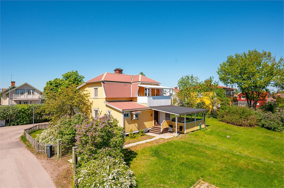 Stenbacksvägen 6