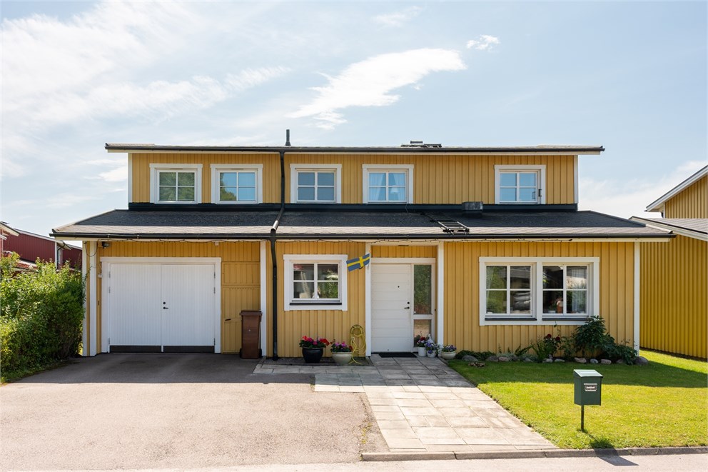 GRÄVLINGEVÄGEN 9