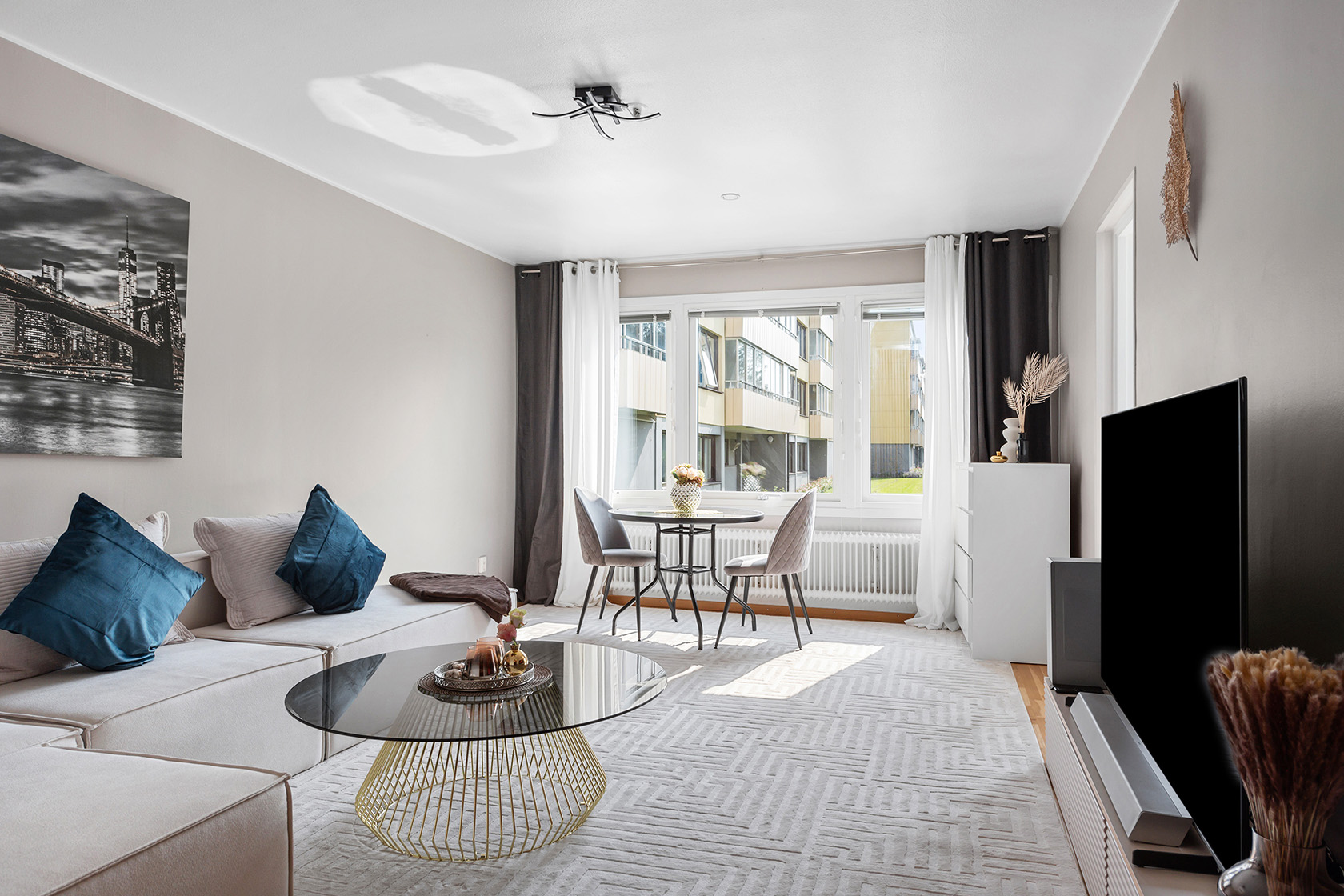 Bild 2 från Fastighetsbyrån