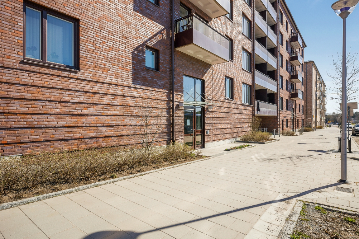 JÄRFÄLLAVÄGEN 94B, VÅN 4/4 – bild 11