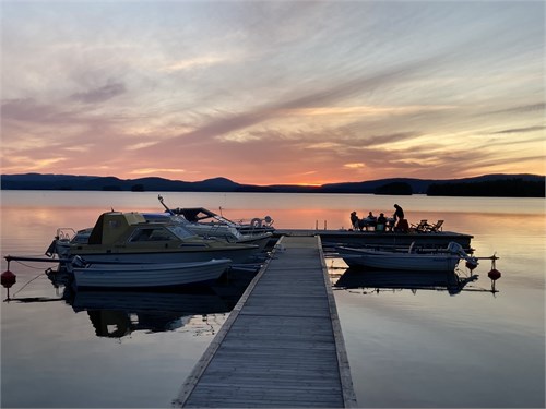 Säljarens bild - gemensam brygga