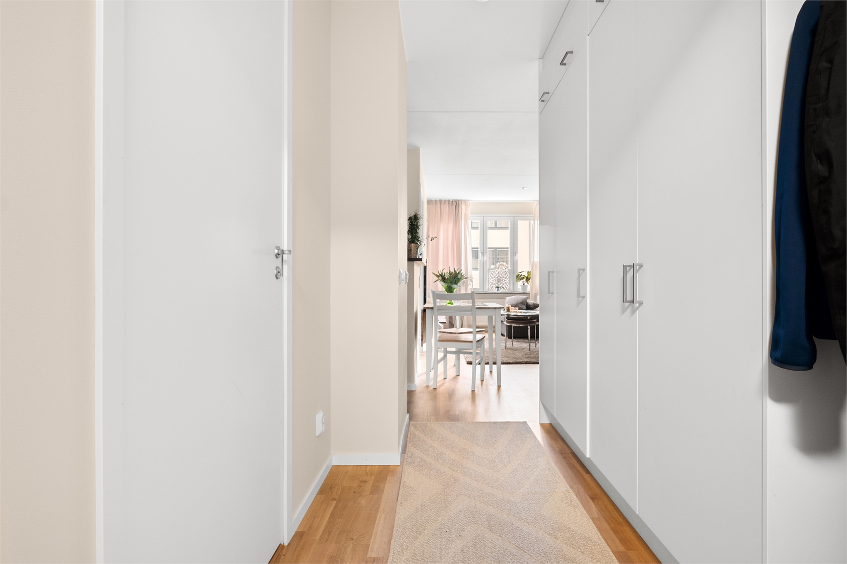 Råcksta Gårdsväg 28 – bild 6
