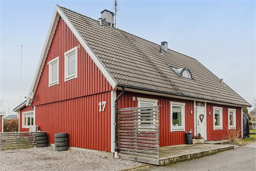 Nämndemansvägen 17