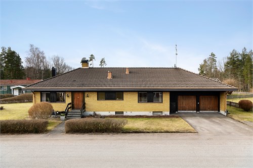 Furuvägen 1