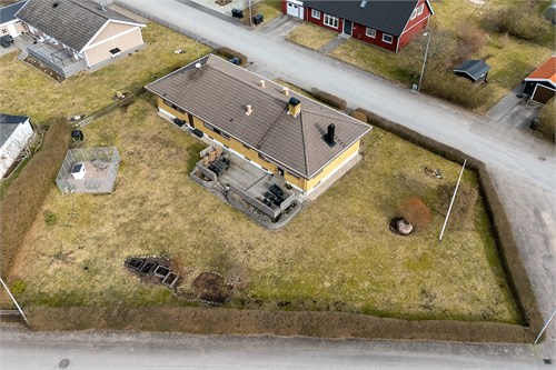 Furuvägen 1