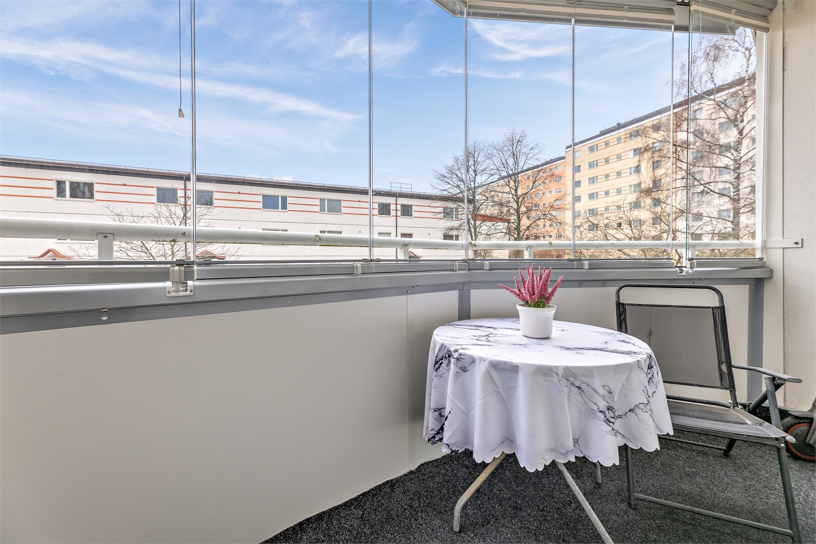 Tvillingarnas Gata 303 – bild 5