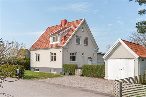Bärnstensvägen 3
