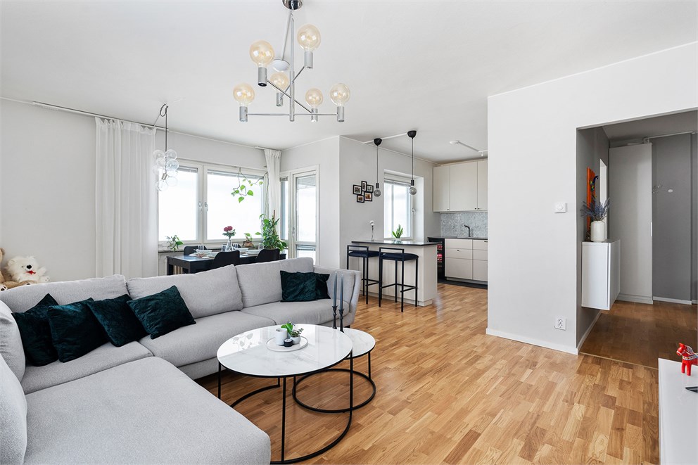 Åsvägen 12