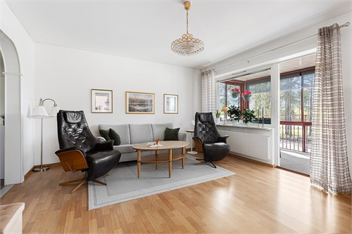 Burströmsvägen 12