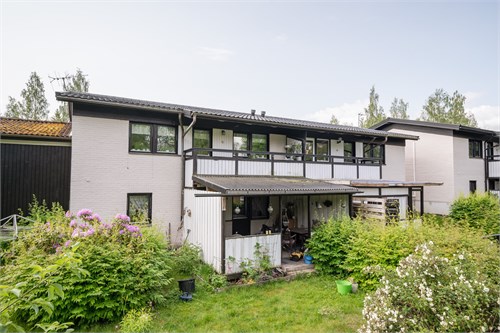 Lövstigen 11