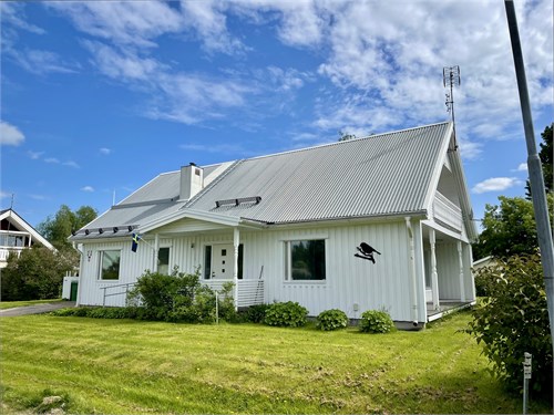 Östmans väg 11