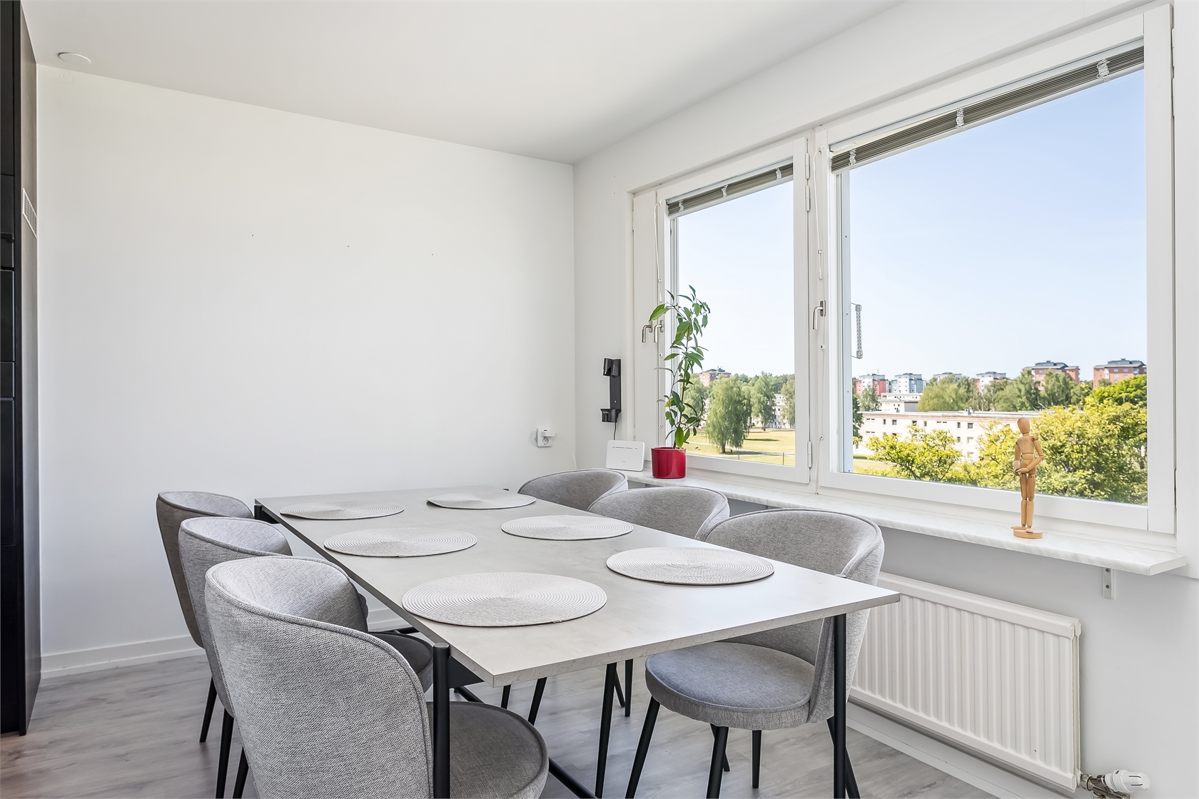 Rönnbärsvägen 13, 2tr – bild 4