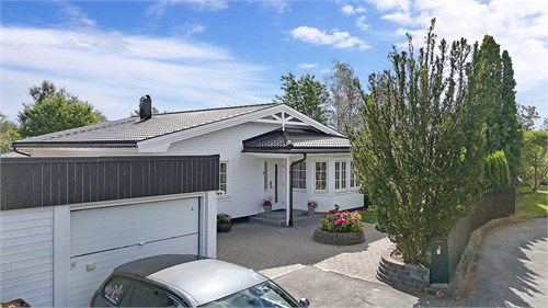 Lingonstigen 8