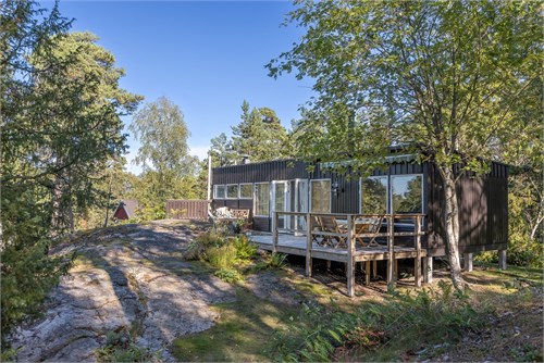 Ragnhildsborgsvägen 8