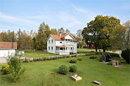 Åsenvägen 21
