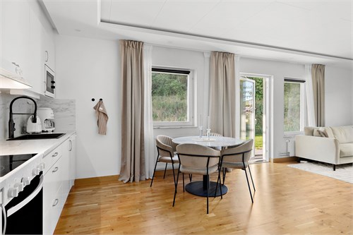 Valsta Gårdsväg 8