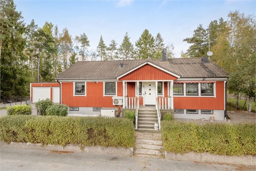 Runvägen 8