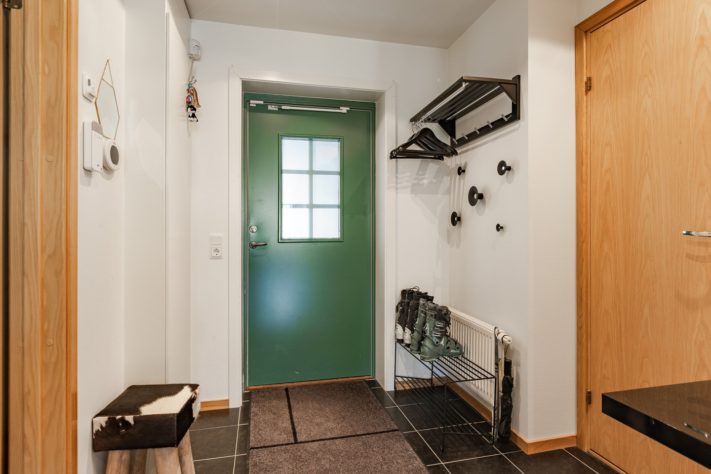 Årevägen 127, Dähliehuset, lgh 205 – bild 5