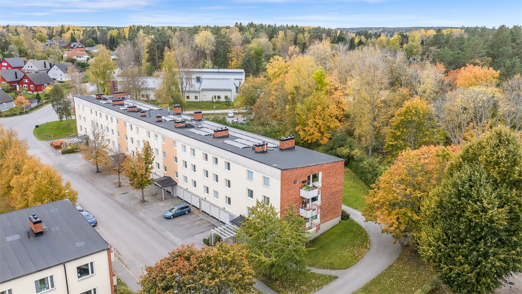 Lillgårdsvägen 10 – bild 1