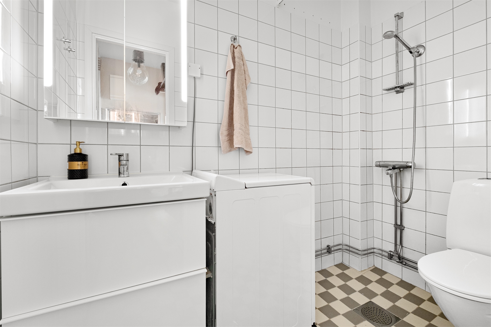 Multrågatan 118 vån 3/3 – bild 2