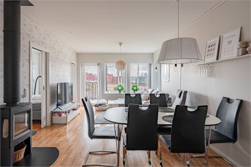 Hyllan D04 - Nedre Ängsv. 11