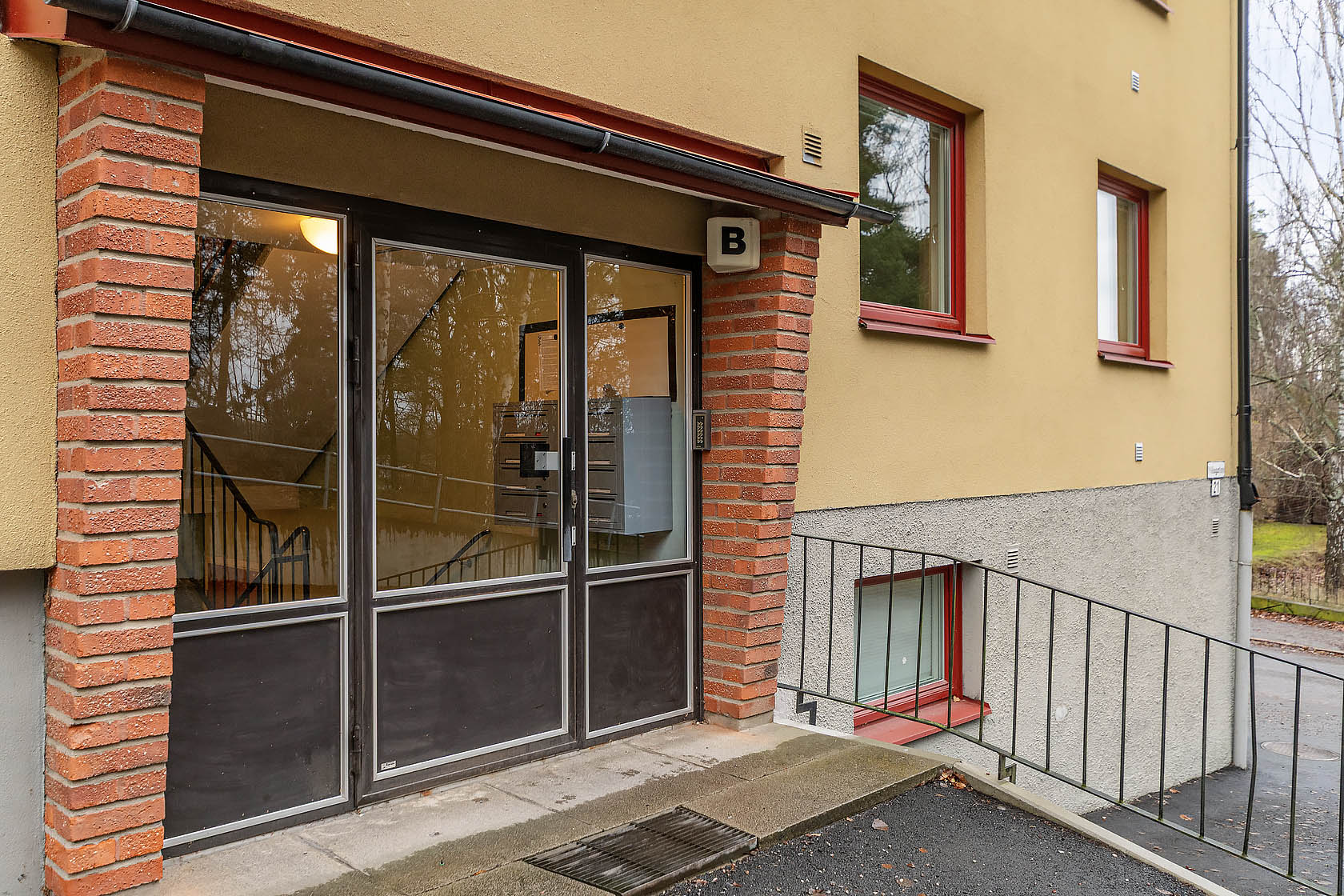 Villagatan 21B – bild 2