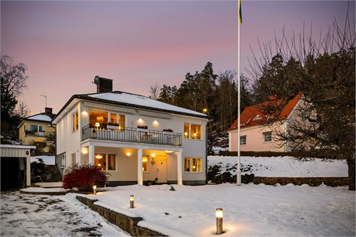 Mossbergavägen 2