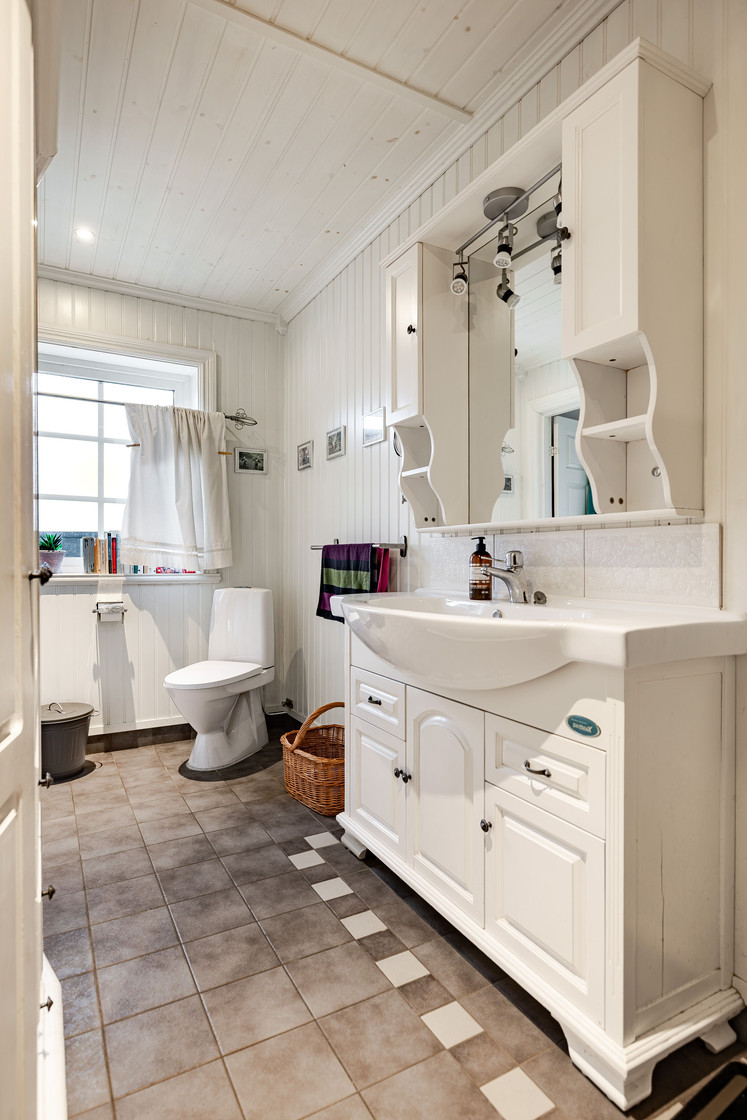 41