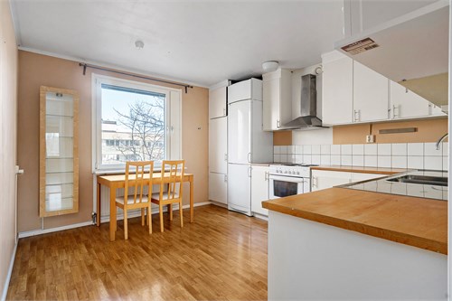 Vänortsstråket 9