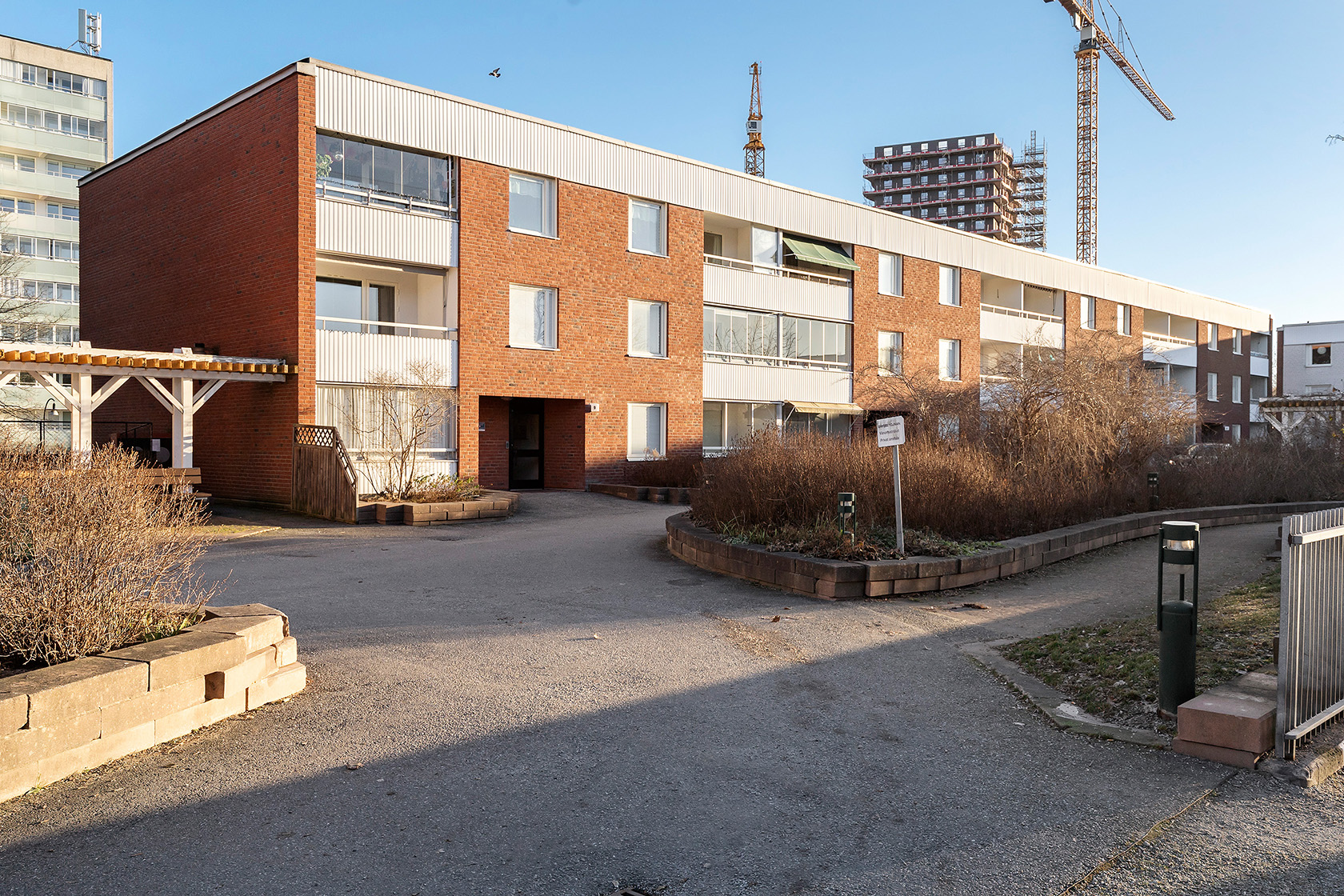 Vänortsstråket 9 – bild 2